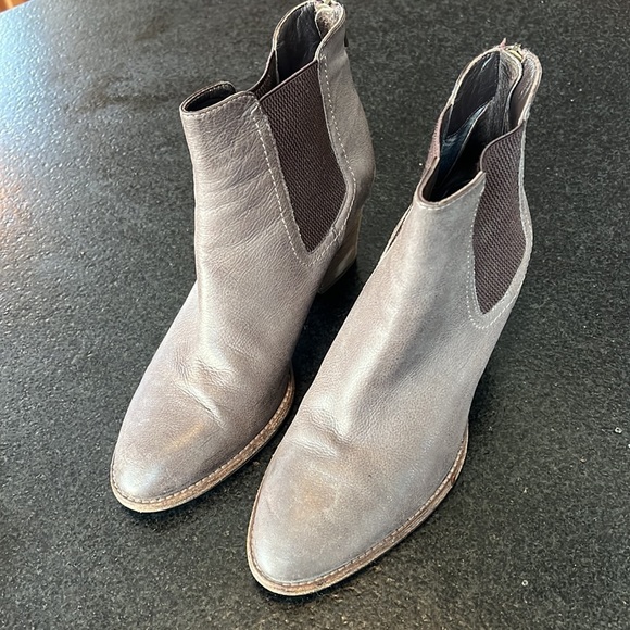 Aquatalia Fabian ankle boot - Picture 5 of 8